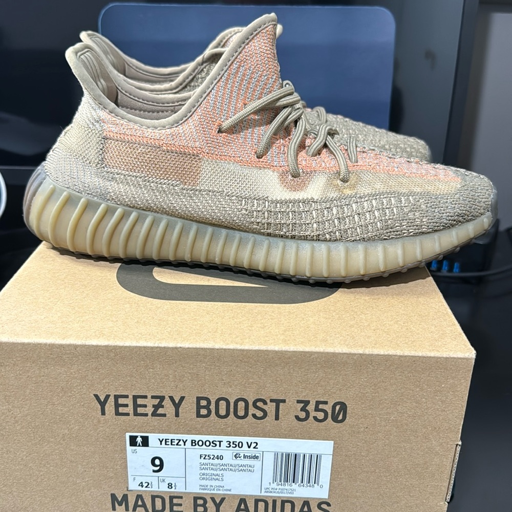 Adidas Yeezy Boost 350 V2 Sand Taupe in size 9
